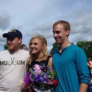 Meet your Posher, Emma